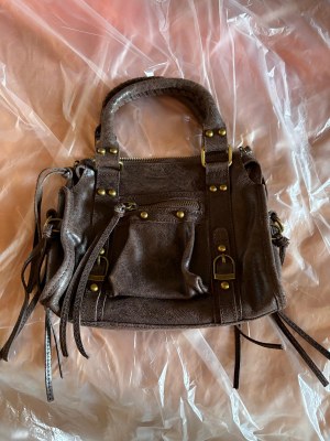 SHOULDER BAG